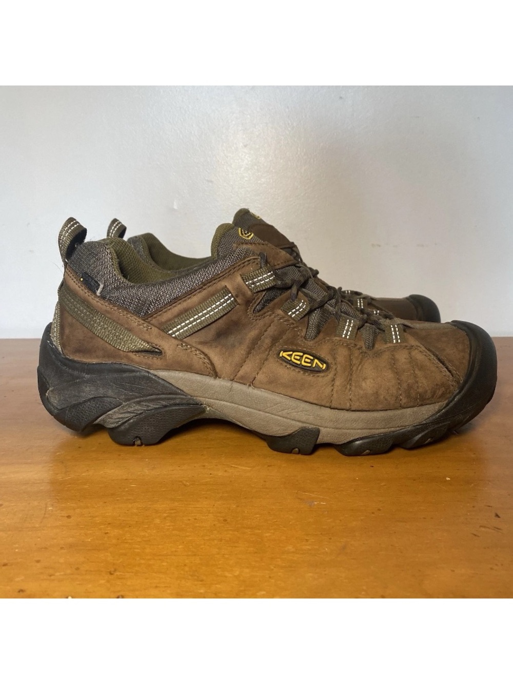 Keen Men’s 11 Targhee III Hiking Shoes Brown Waterproof Leather Trail Gorpcore